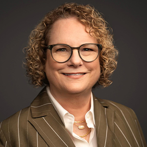 Dr. Karen Hunter