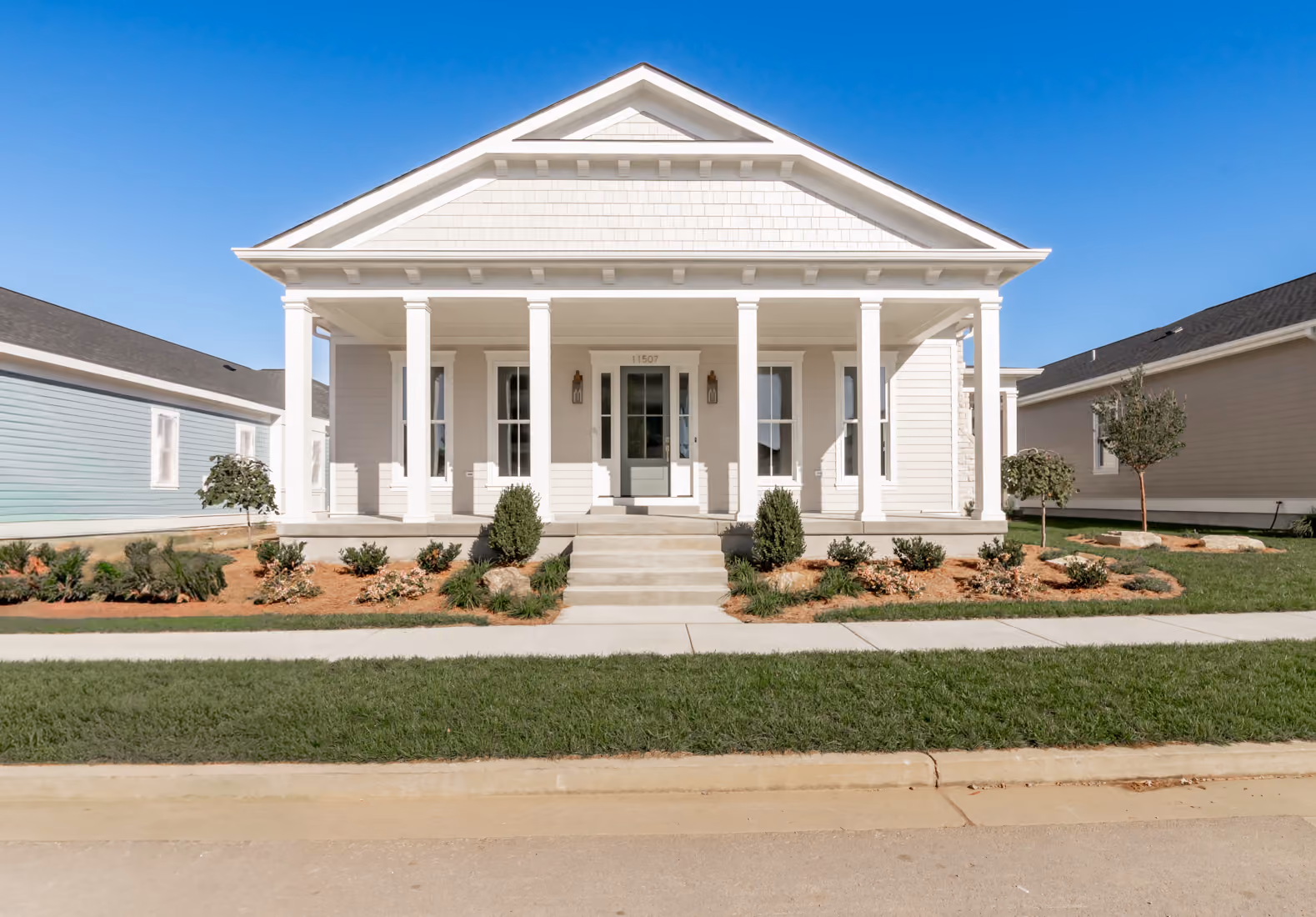 11507 River Beauty Loop