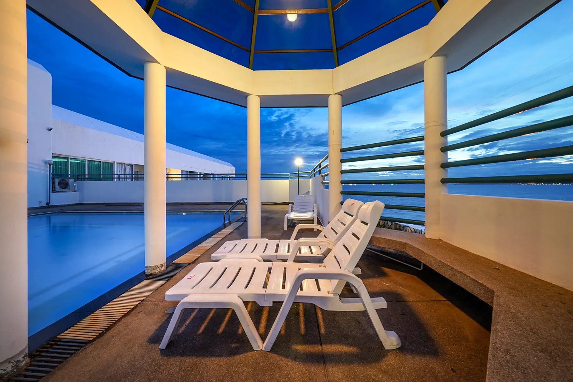 Wohnung mieten Thailand - Pattaya - Thilatong Condo Rooftop Pool