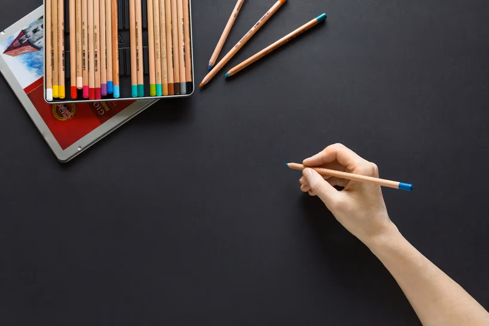 A Deep Dive into Logo Design Services