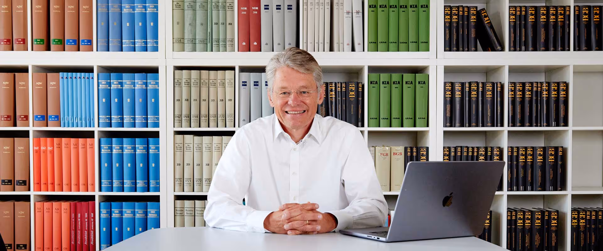 Dr. Uwe P. Schlegel