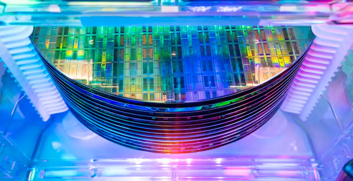 China can't resume production without wafers