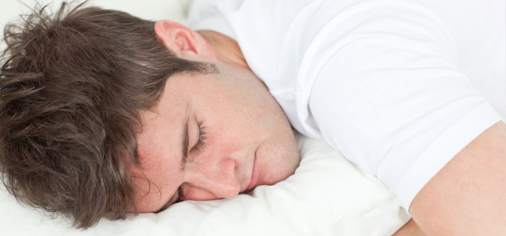 Nächtliches Zähneknirschen wird in der Regel nicht wahrgenommen.