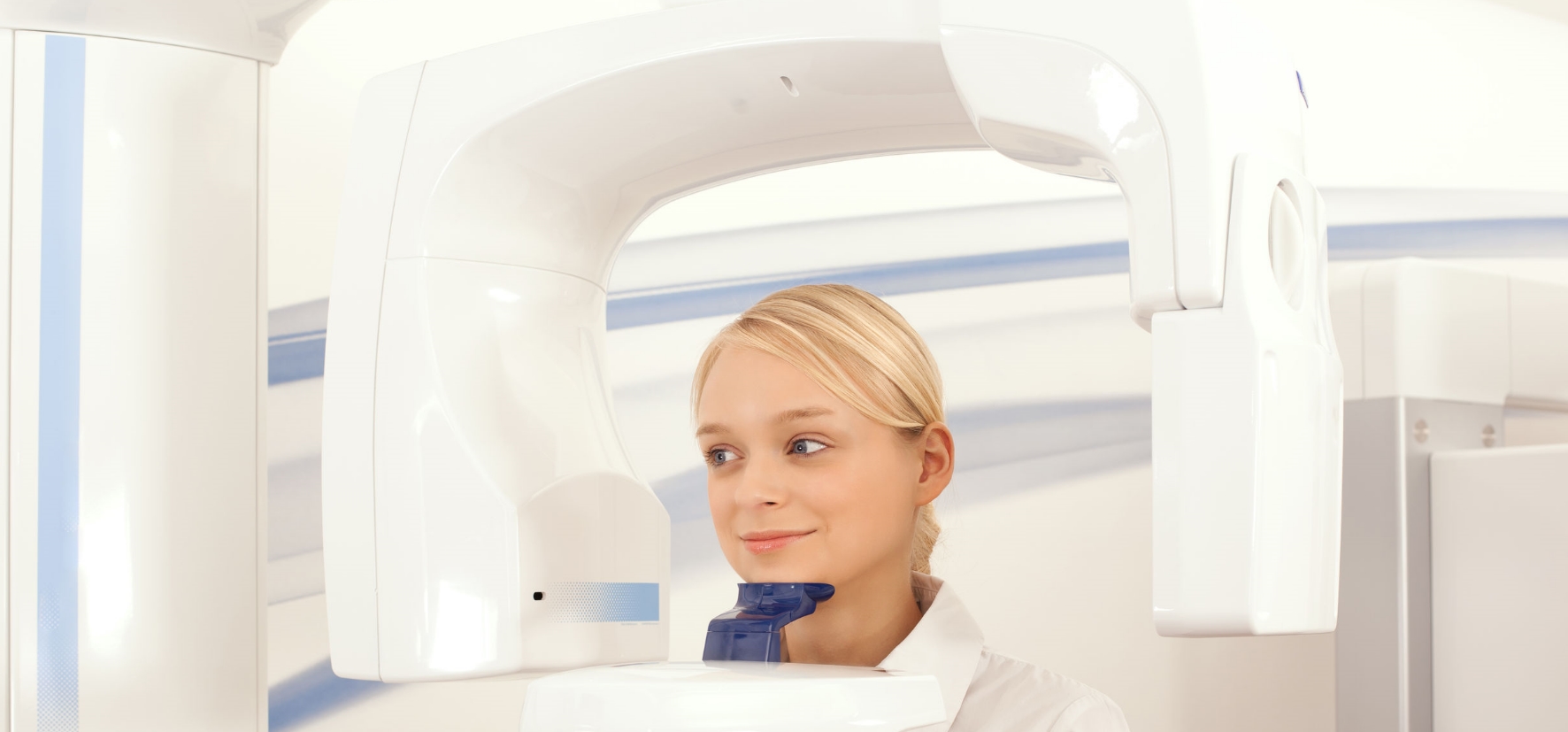 Digitales Röntgen / 3D-Röntgen / Digitale Volumentomographie (DVT): dreidimensionale Bilder, geringe Strahlenbelastung, höchste Präzision.