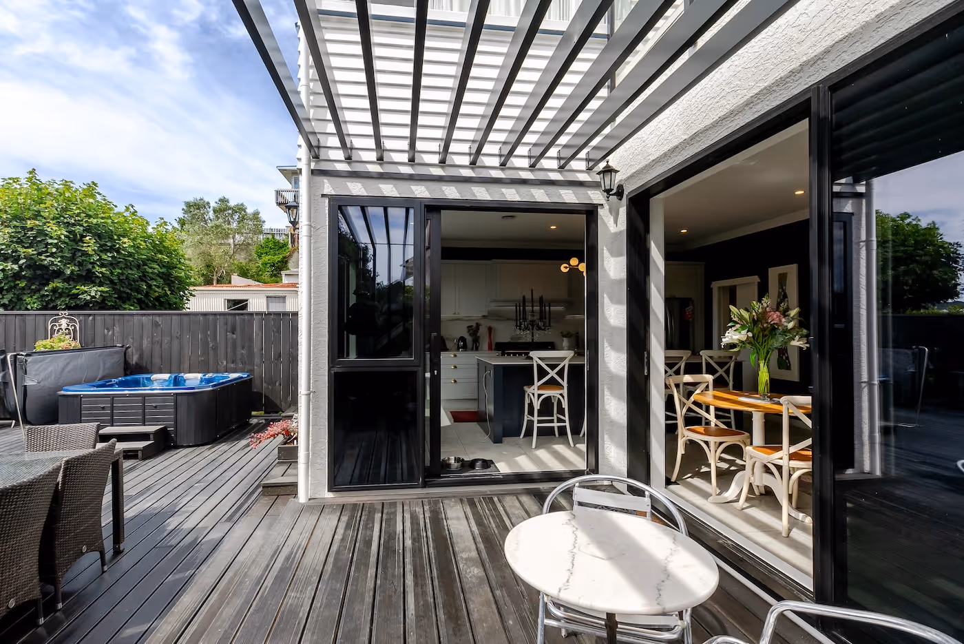 The Hillside View Extension