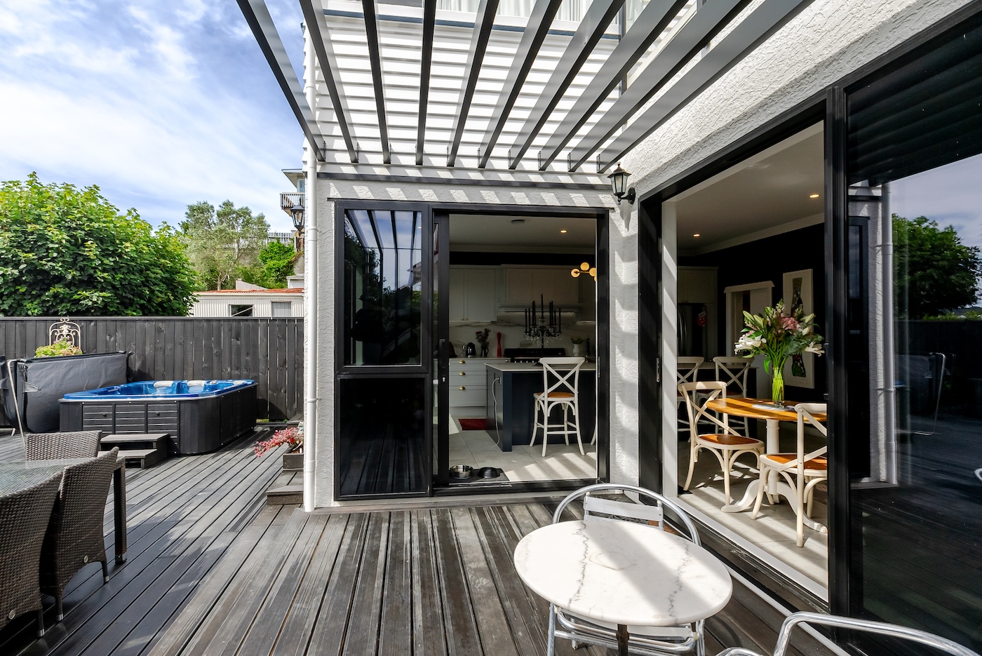 The Hillside View Extension