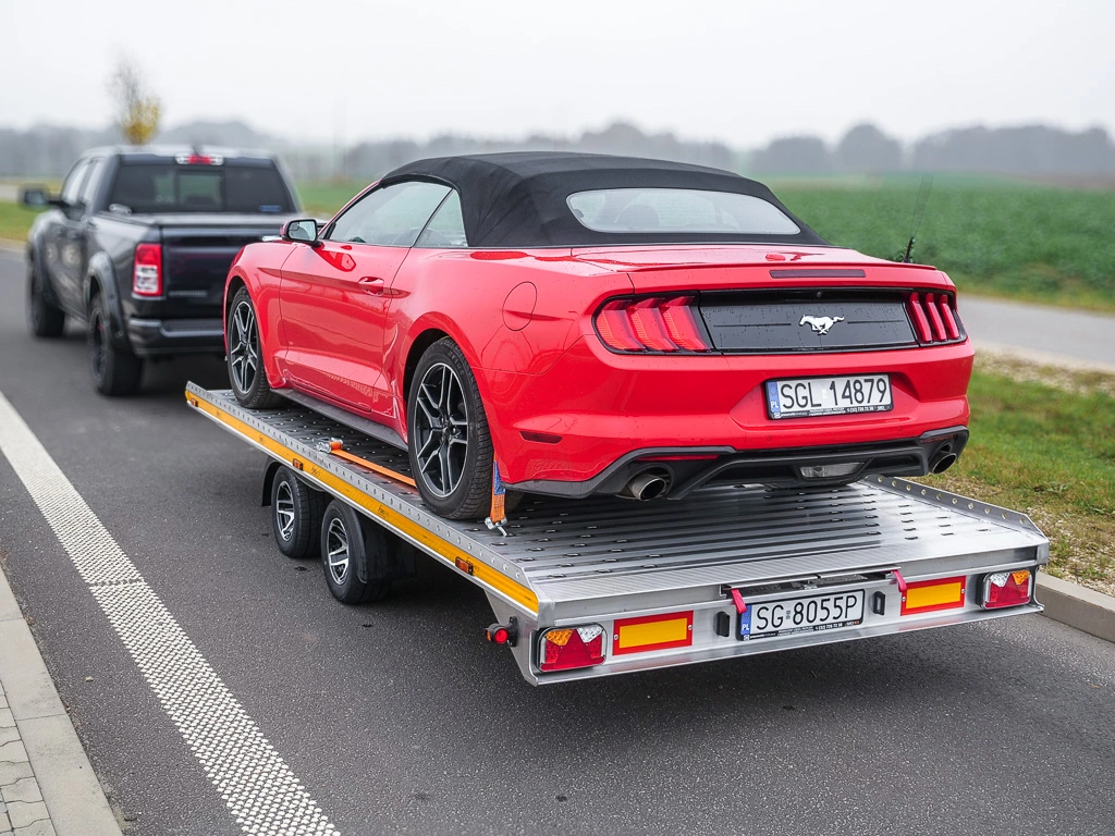 přívěs-dvě osy-gromex-road-aid-mustang