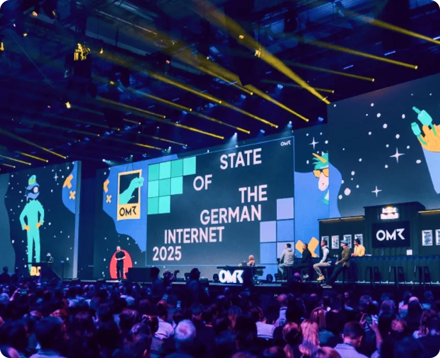Die OMR Keynote wird auf einer Leinwand präsentiert