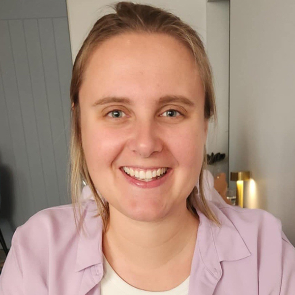 Dr Caitlin Woods