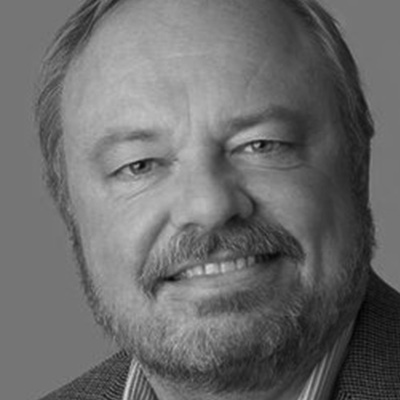 Raymond Niaura