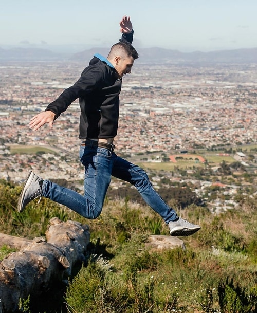 Joel jumping