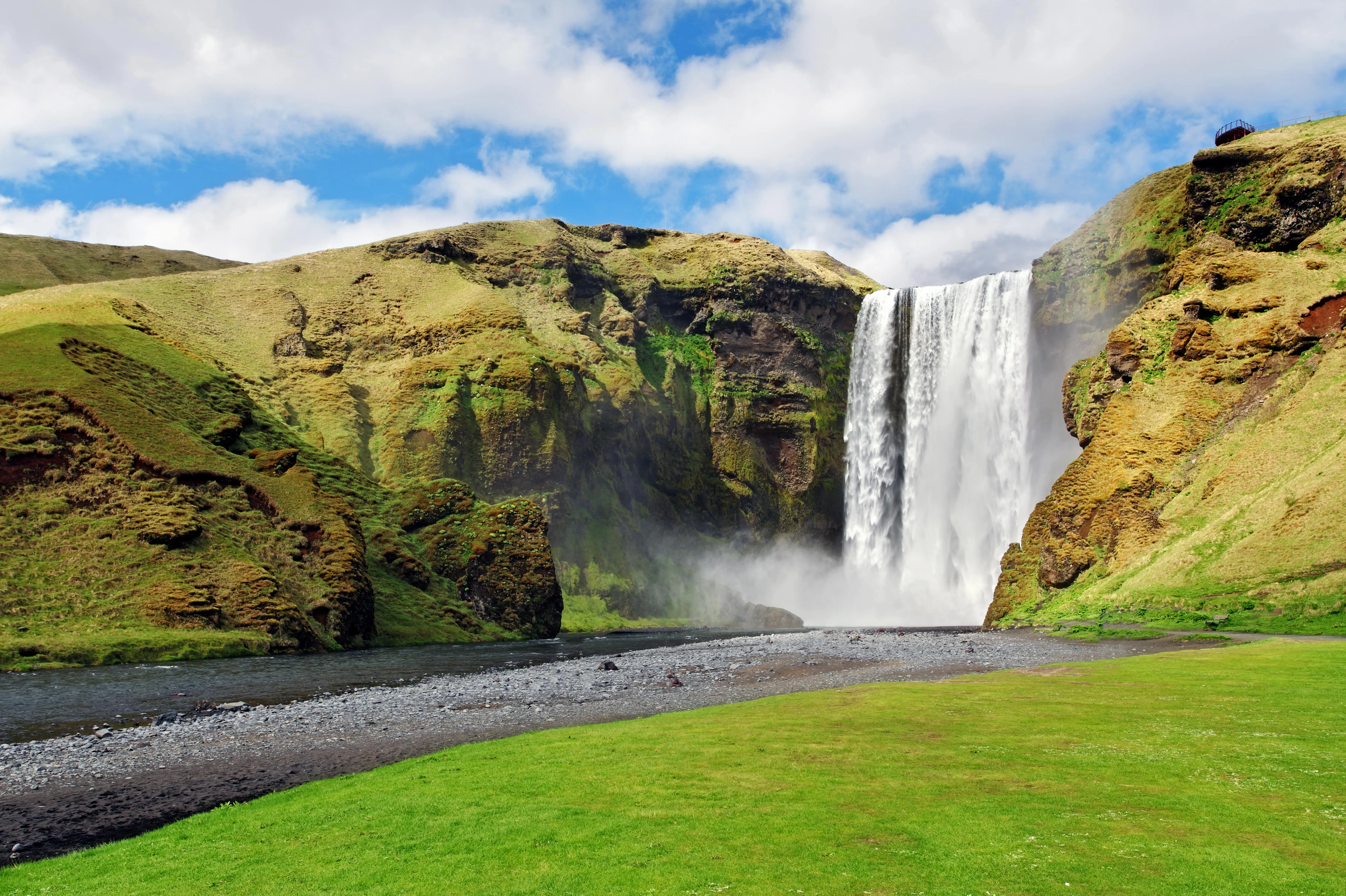 Glacier Lagoon & South Iceland tour