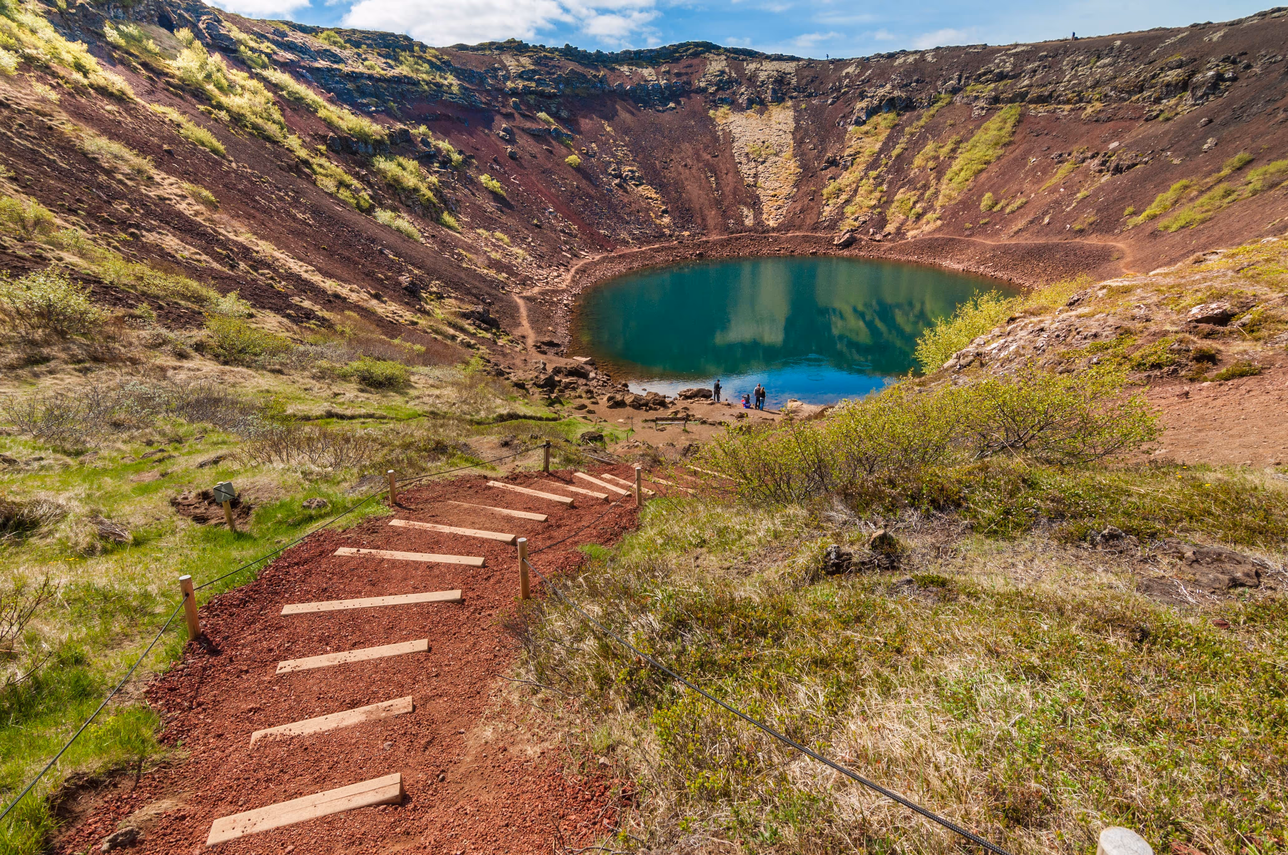 Exploring the Kerið Volcano Crater: A Traveler's Guide