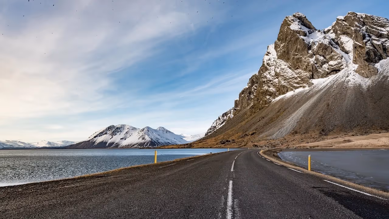 Three Golden Rules of Driving in Iceland