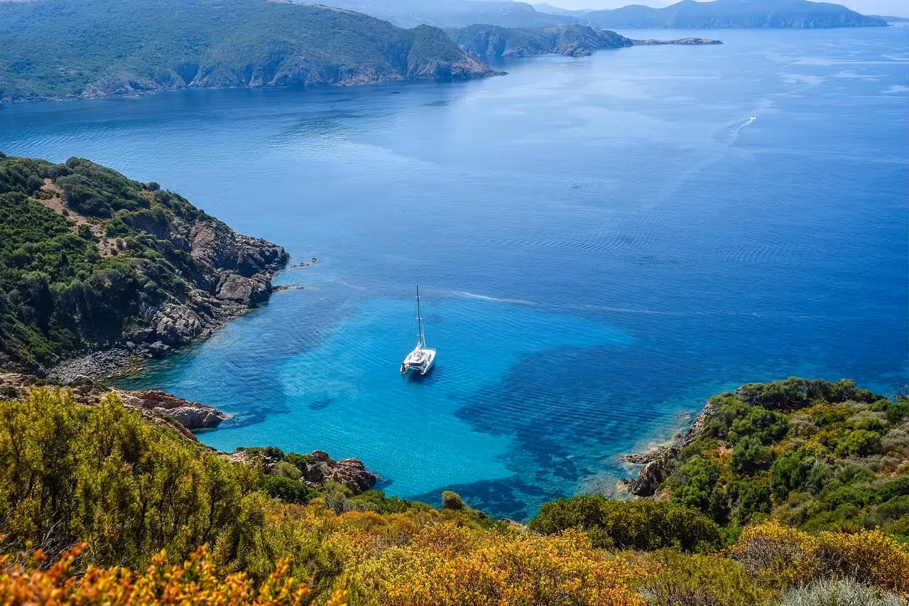 Top Trending Hotels Near Secret Lagoon: Your Guide to a Perfect Stay 