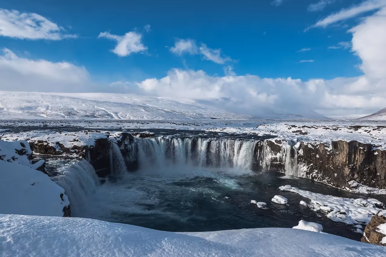 Tips for a Safe Visit to Gullfoss In Winter