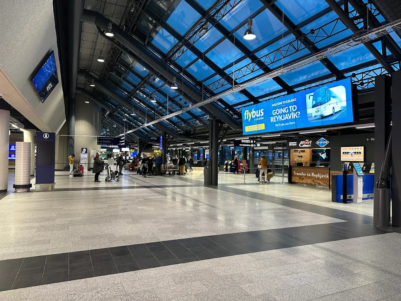 How to Get From Reykjavik Airport to the City