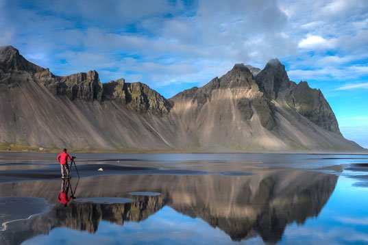 Group vs. Private Tours in Iceland: Which Is Right for You?
