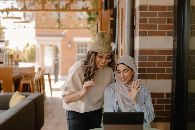 Les solutions en 2025 pour recruter du personnel en restauration