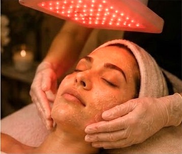 Signature Facial Plus+