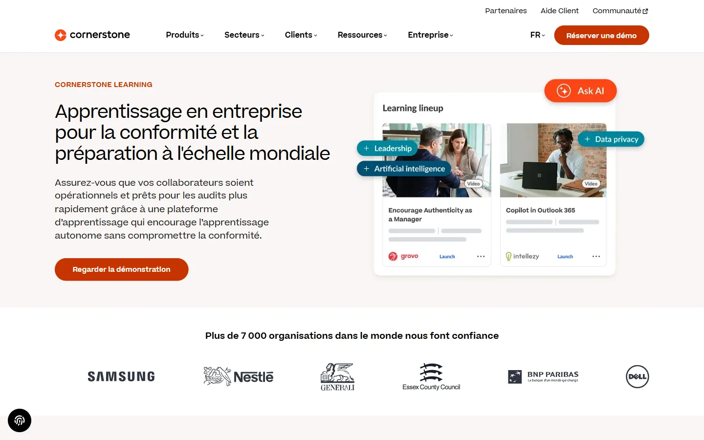 Aperçu de la page Cornerstone Learning en français, apprentissage en entreprise pour la conformité, plus de 7 000 organisations