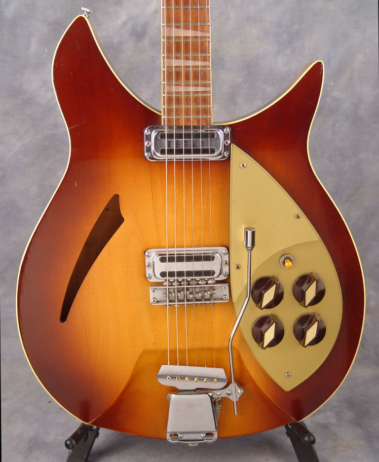 Rickenbacker Capri 365