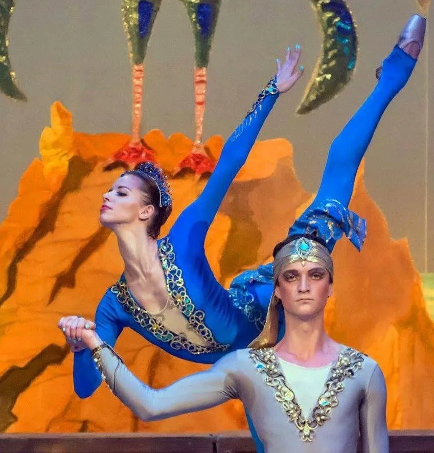Polina Dzhura ballet instructor at the Russian Ballet School.