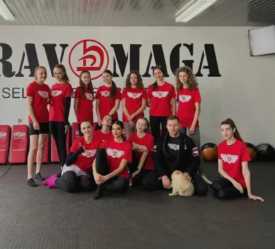 Women group training photo
