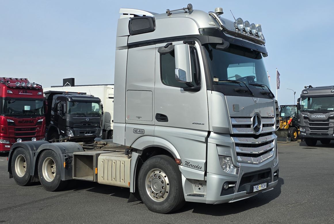 Mercedes Benz Actros árg 2017