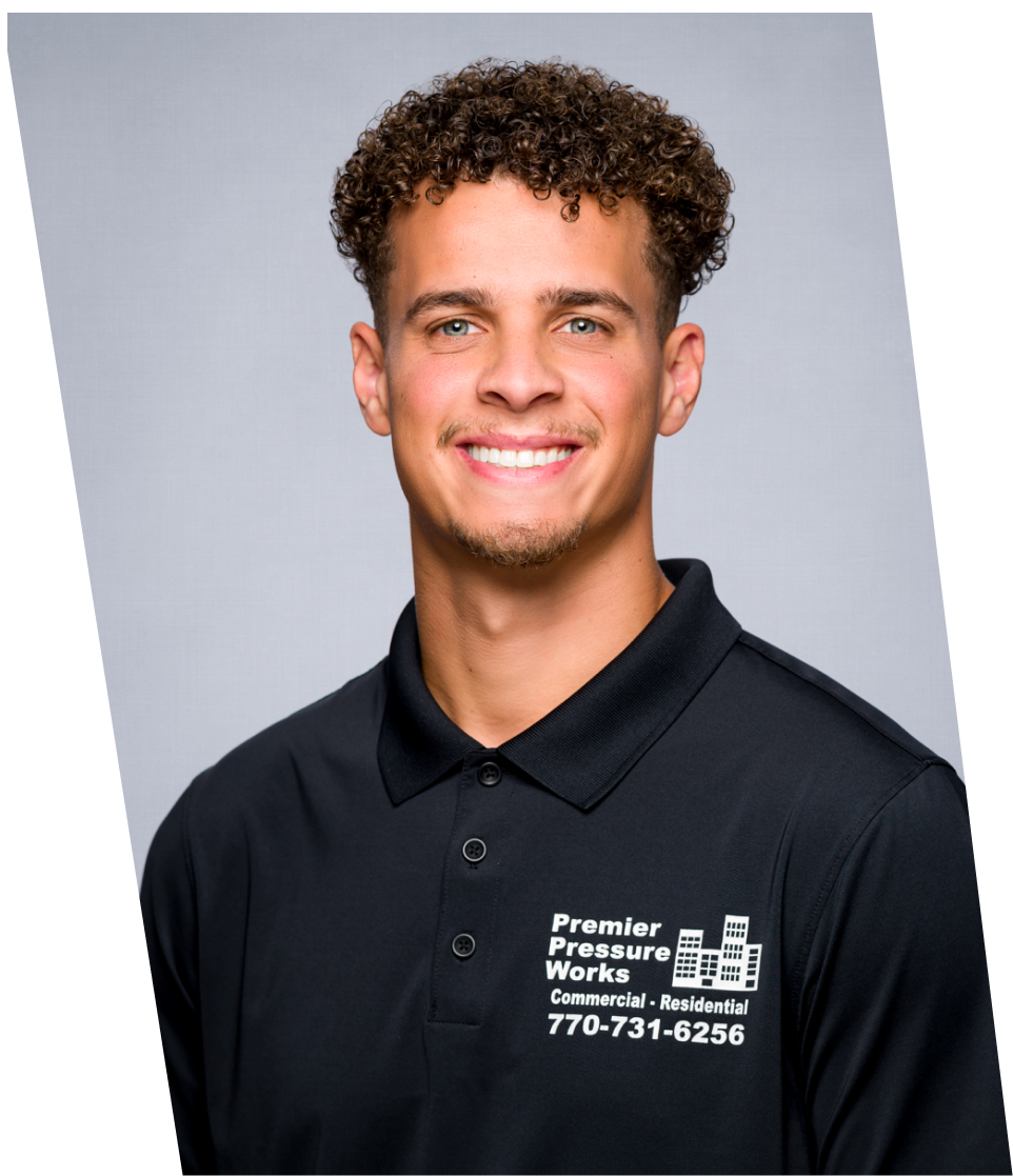 A photos of the front view of a house