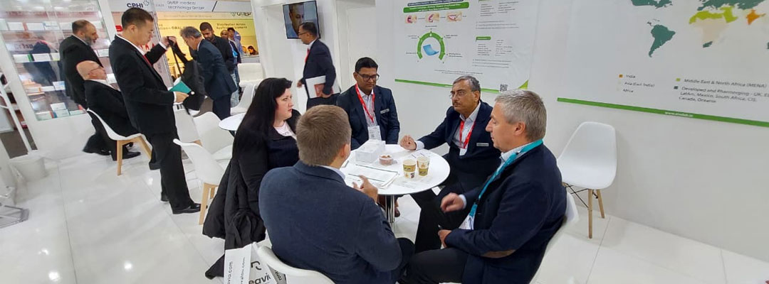 Displayed image from the thumbnail slider