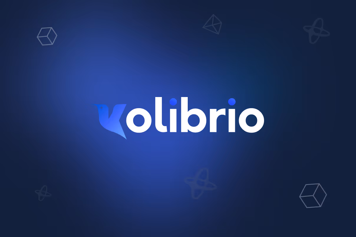 Kolibrio wordmark with a blue hummingbird on a blue glow