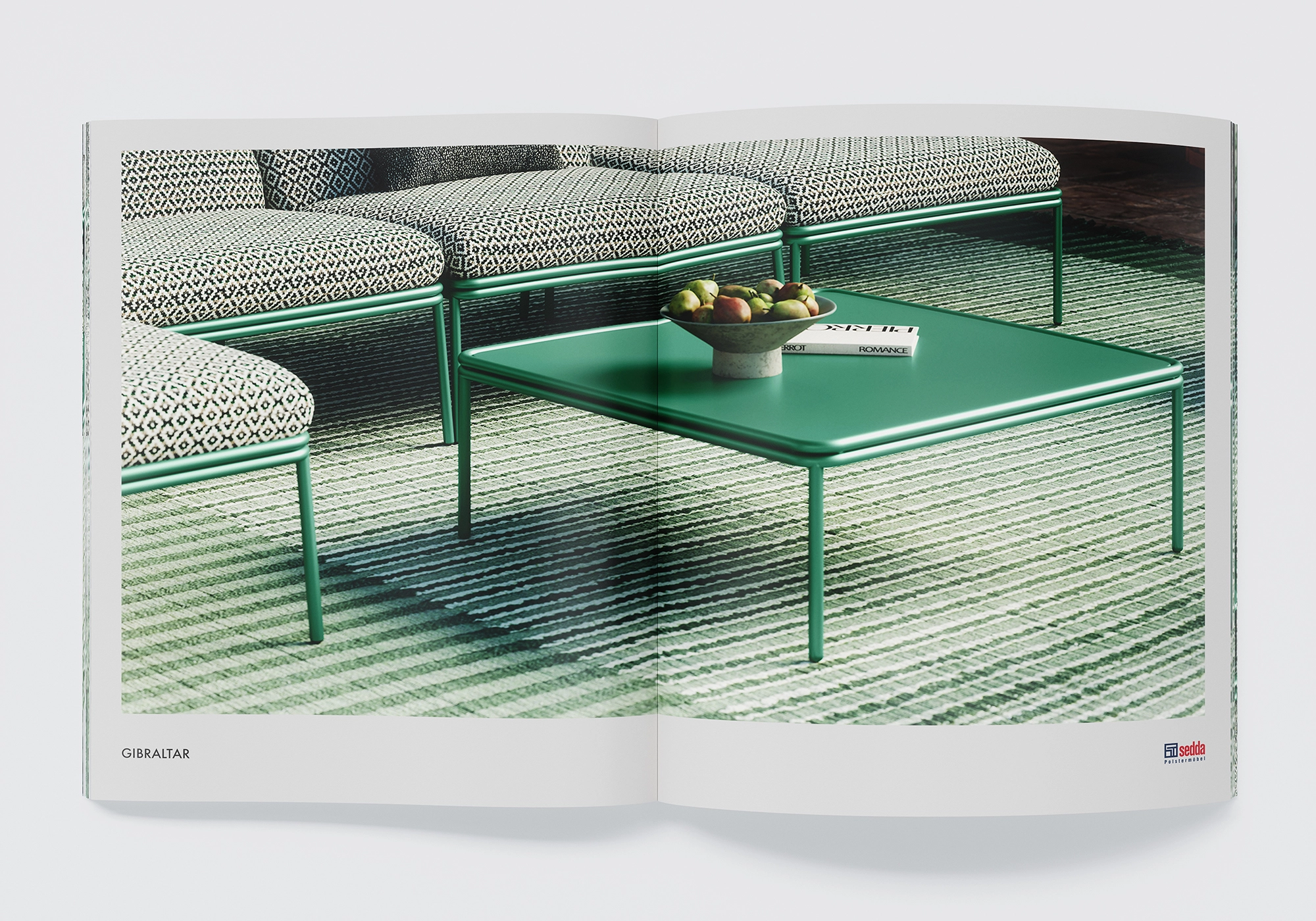 Outdoor-Lounge Sedda „Gibraltar“ mit grauen Polstern und Seilgeflecht-Armlehnen auf mediterraner Terrasse – CGI Rendering.