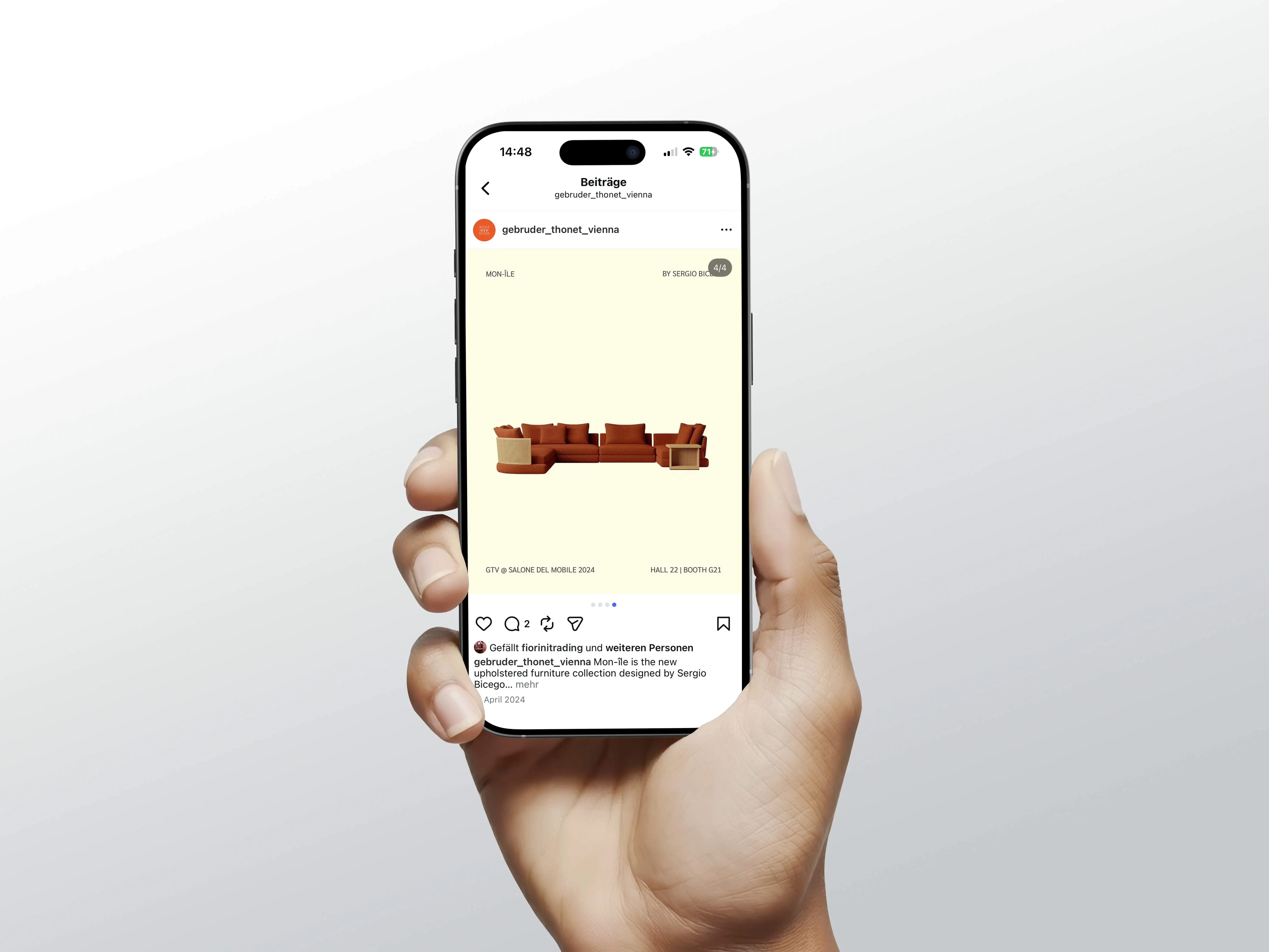Smartphone zeigt einen Instagram-Post von Gebrüder Thonet Vienna mit dem 3D-Rendering der Polstermöbel-Kollektion Mon-île.