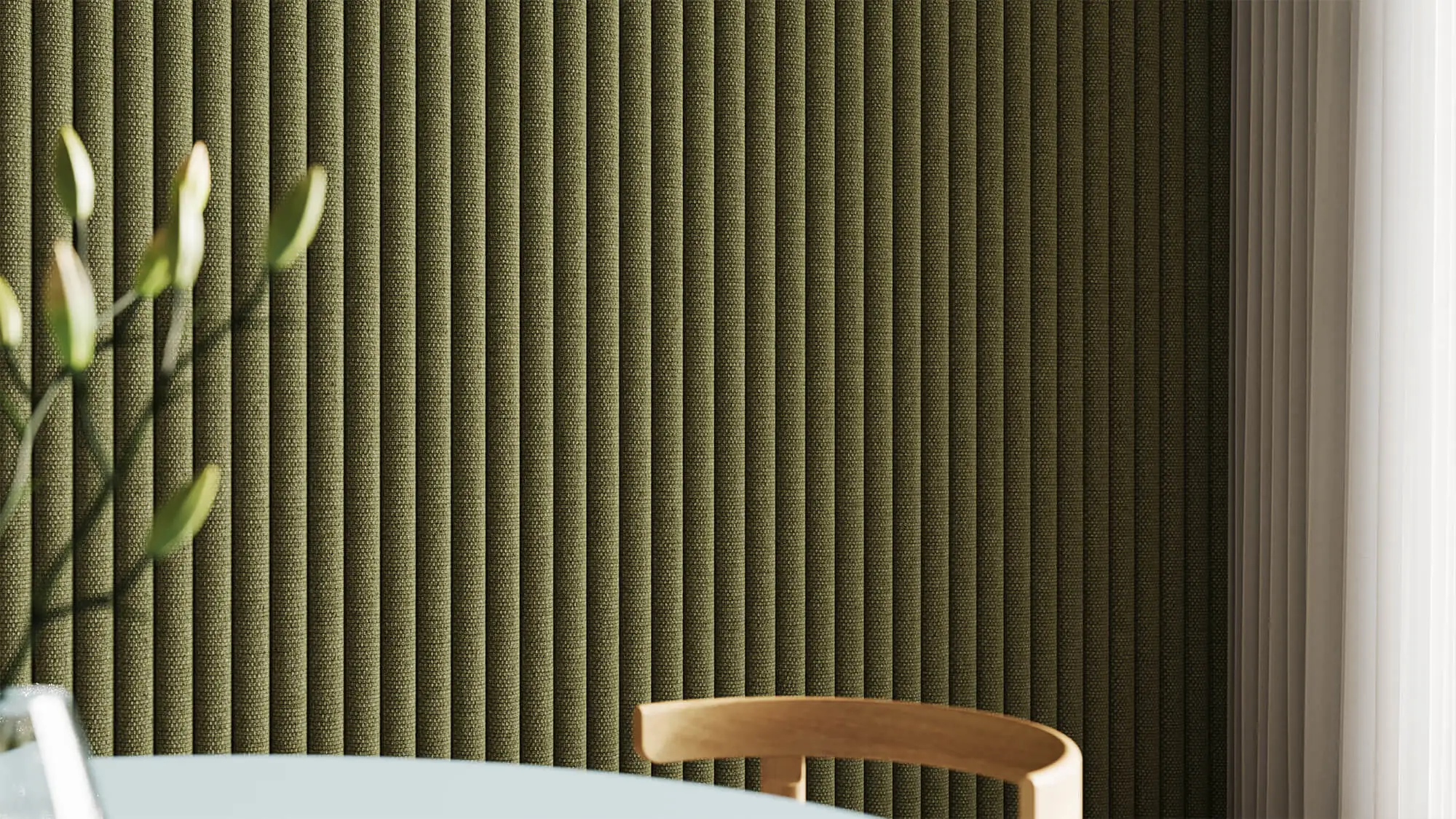 Visualisation 3D détaillée de panneaux acoustiques verts en feutre avec structure rainurée verticale pour fabricant de revêtements muraux.