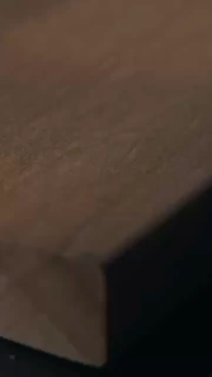 Visualisation photoréaliste en 3D de matériaux et rendus de textures pour le bois, le tissu et la pierre. Textures de produits en 3D de haute qualité pour les fabricants de revêtements, par Danthree Studio.