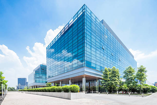 1,456,500+ Modern Commercial Building Stock Photos, Pictures & Royalty-Free  Images - iStock | Modern commercial building exterior, Modern commercial  building night