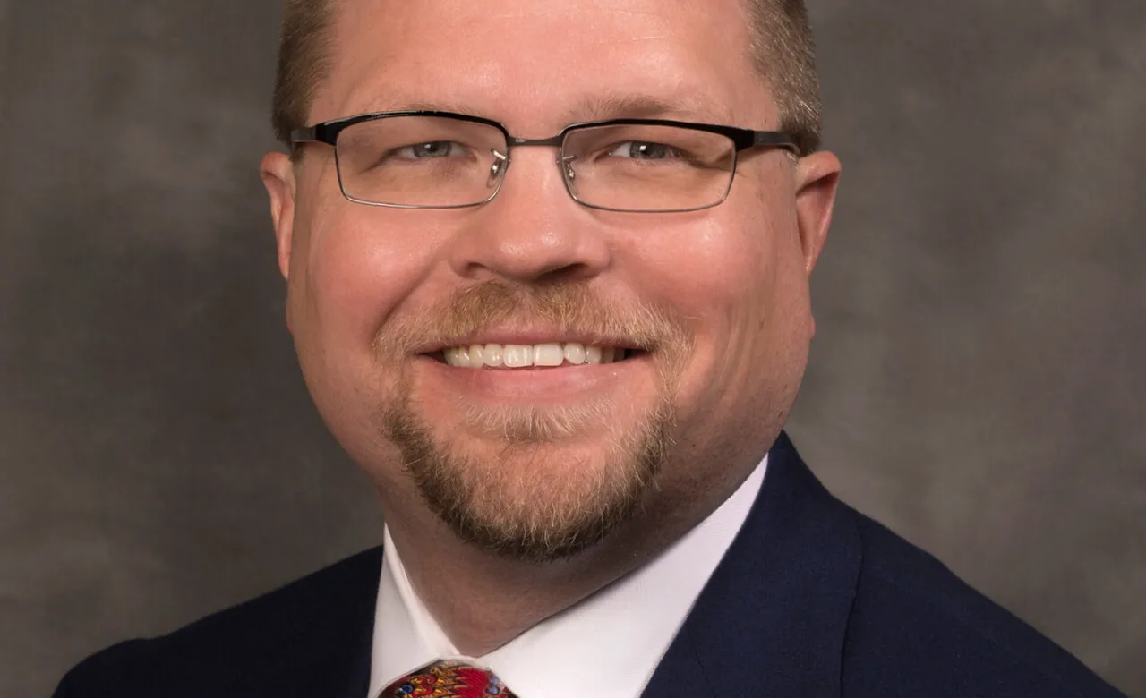 Dr Jay Moore, Paytient