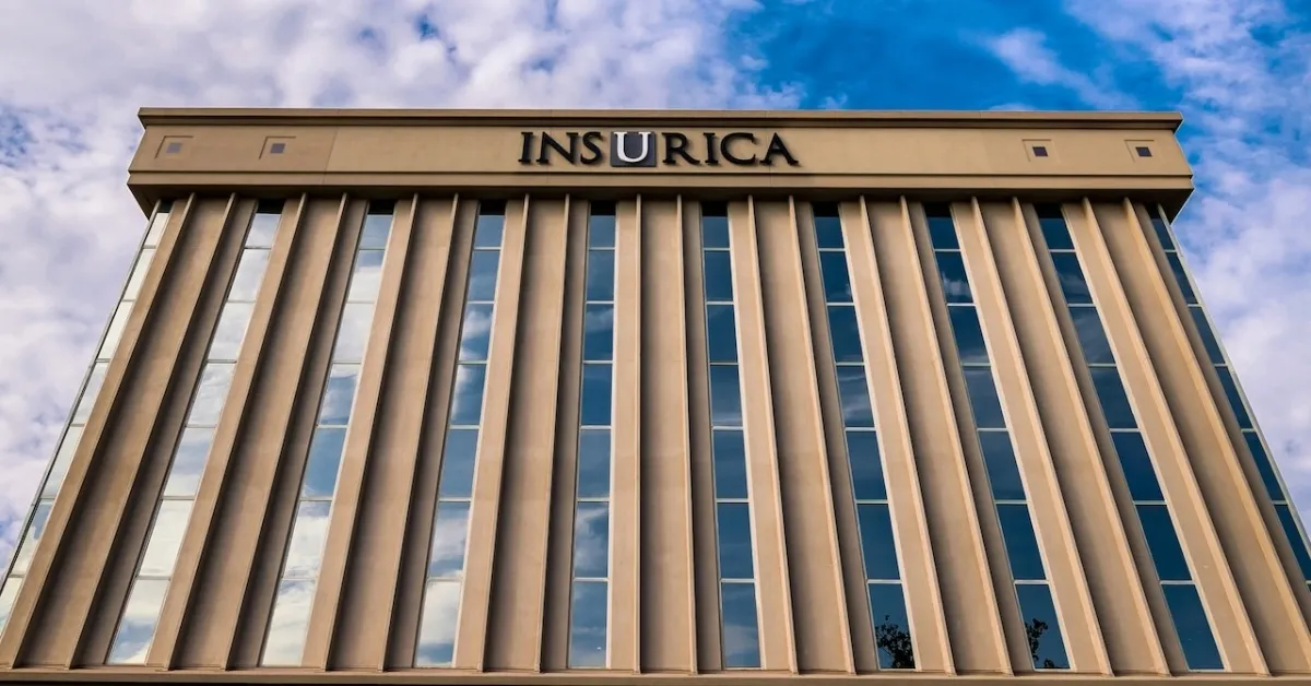 View of the INSURICA office building from below