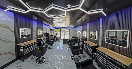 Señorial Barber Shop & Bar business image
