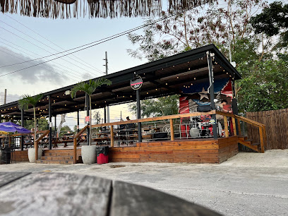 Seis-93 Patio Bar & Picadera business image
