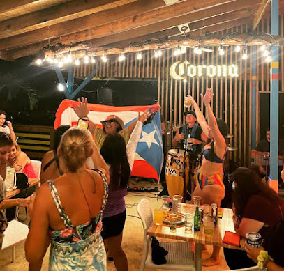 Cocoloba Beach Bar business image