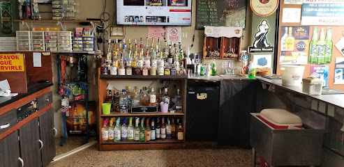 Vista al Mar Bar&Grill business image