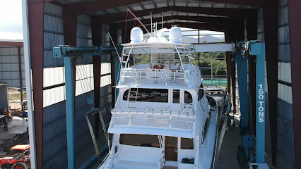 The Yacht Garage business image
