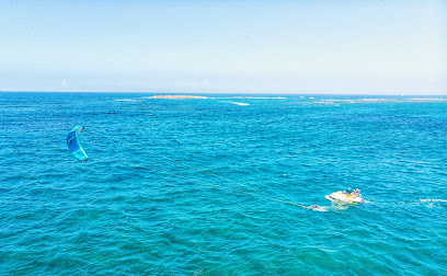 15 Knots Kiteboarding School business image