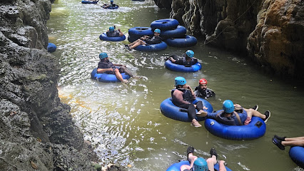 Aventureo PR Tanama business image