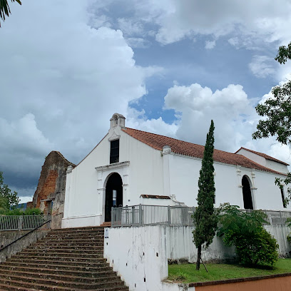 El Convento de Santo Domingo de Porta Coeli business image
