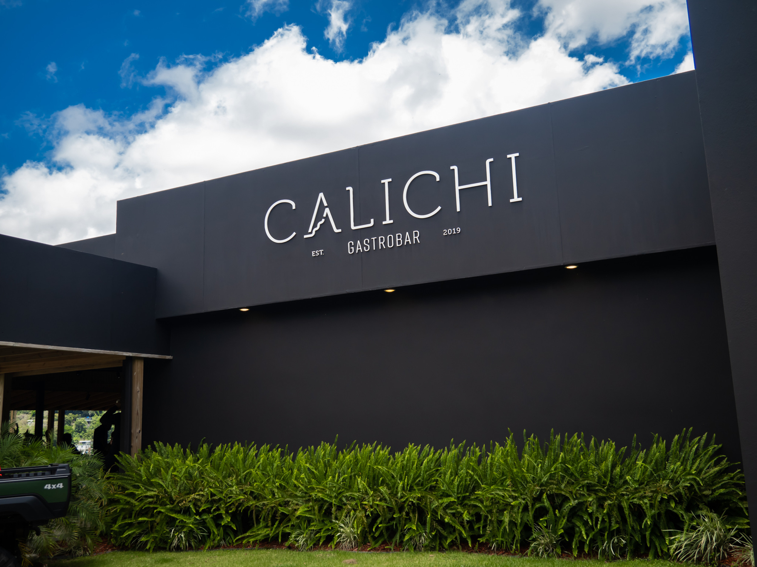 Calichi Gastrobar business image