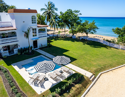 Villa Bajo Blanco business image