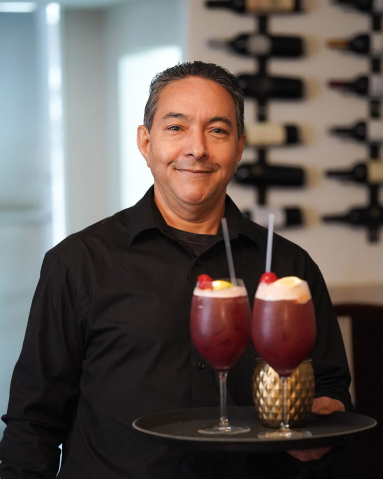 VinoVida Restaurant – Comida Internacional y Tapas business image